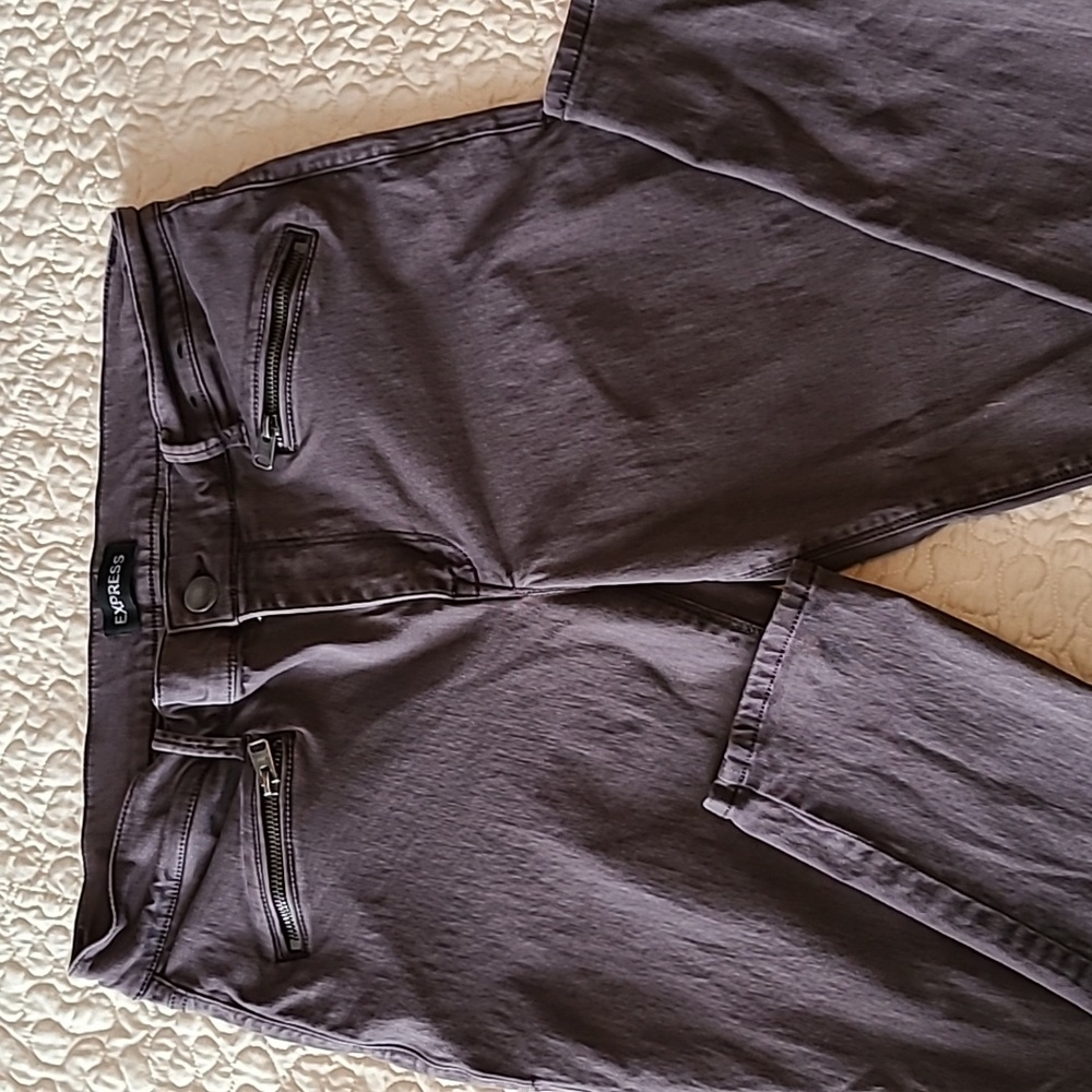 EXPRESS Women's jeans size 12 (legging mid rise) deep plum gray color